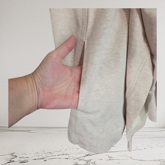 lululemon athletica Cream and Purple That's A Wrap Jacket Size 8   No Size Tag - Picture 3 of 7